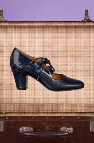 40s Back In Time Leather Pumps in Navy