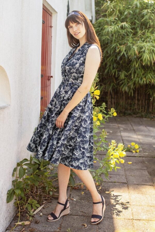 Nova Swing Kleid in Seas Shelly Blau