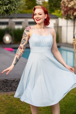 Poppy Polka Swing Kleid in Pale Blau