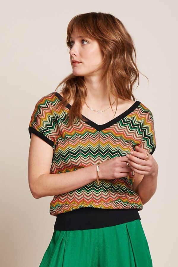 Penny Zickzack Double V Top in Schwarz und Multi