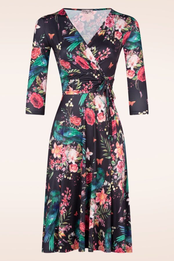 Aria Floral Swingkleid in Marineblau.