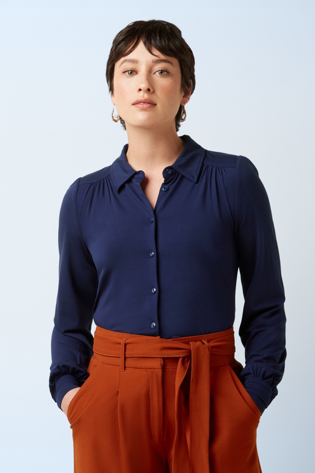 Carina EcoVero Bluse in Rhodonit Blau