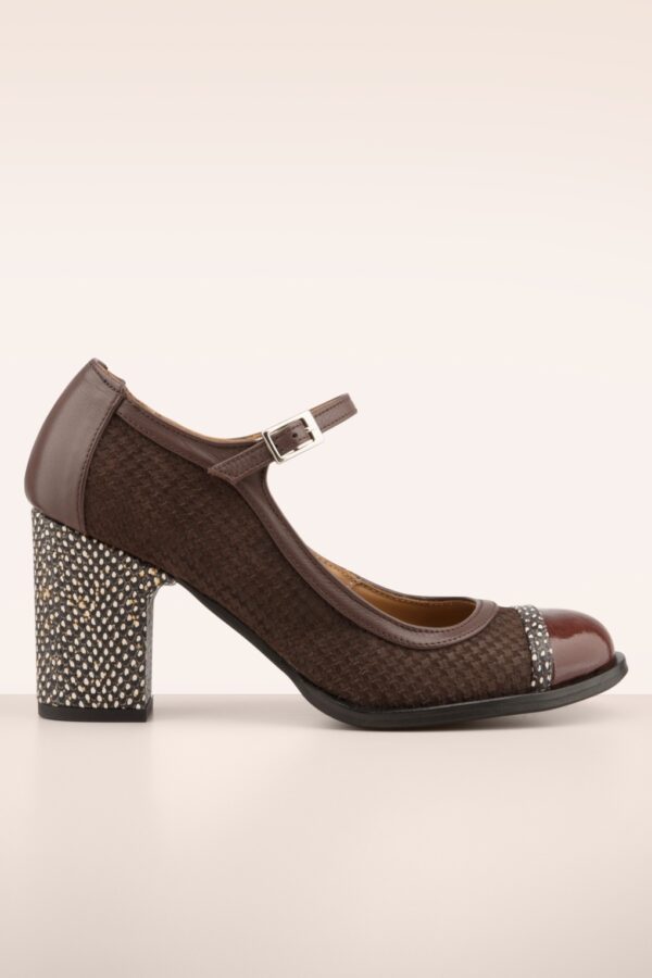 Juliet Mary Jane Pumps in Braun