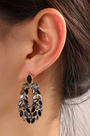 Blättriger Dangle Stud Ohrringe in Gold und Schwarz