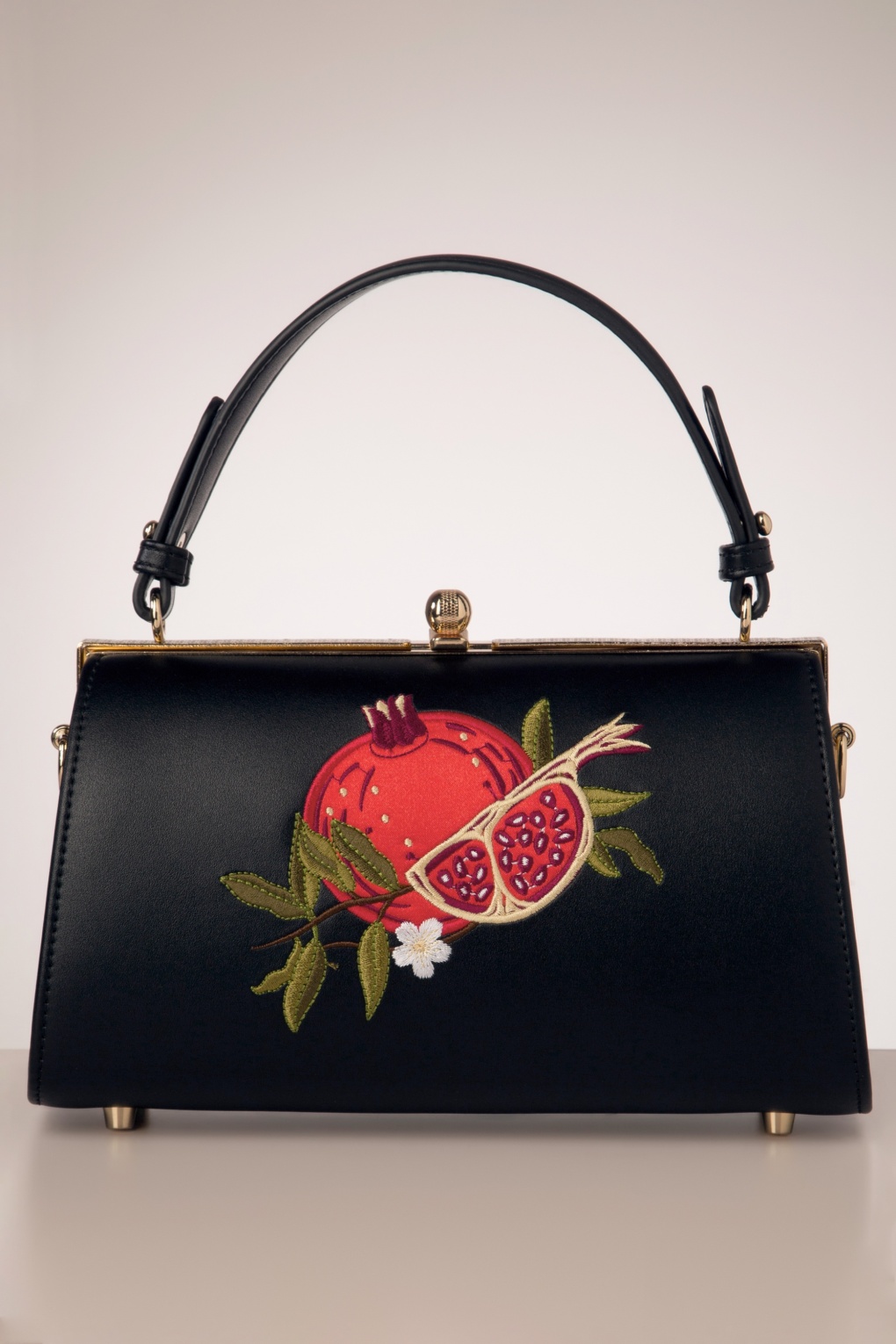 Pomegranate Handtasche in Schwarz