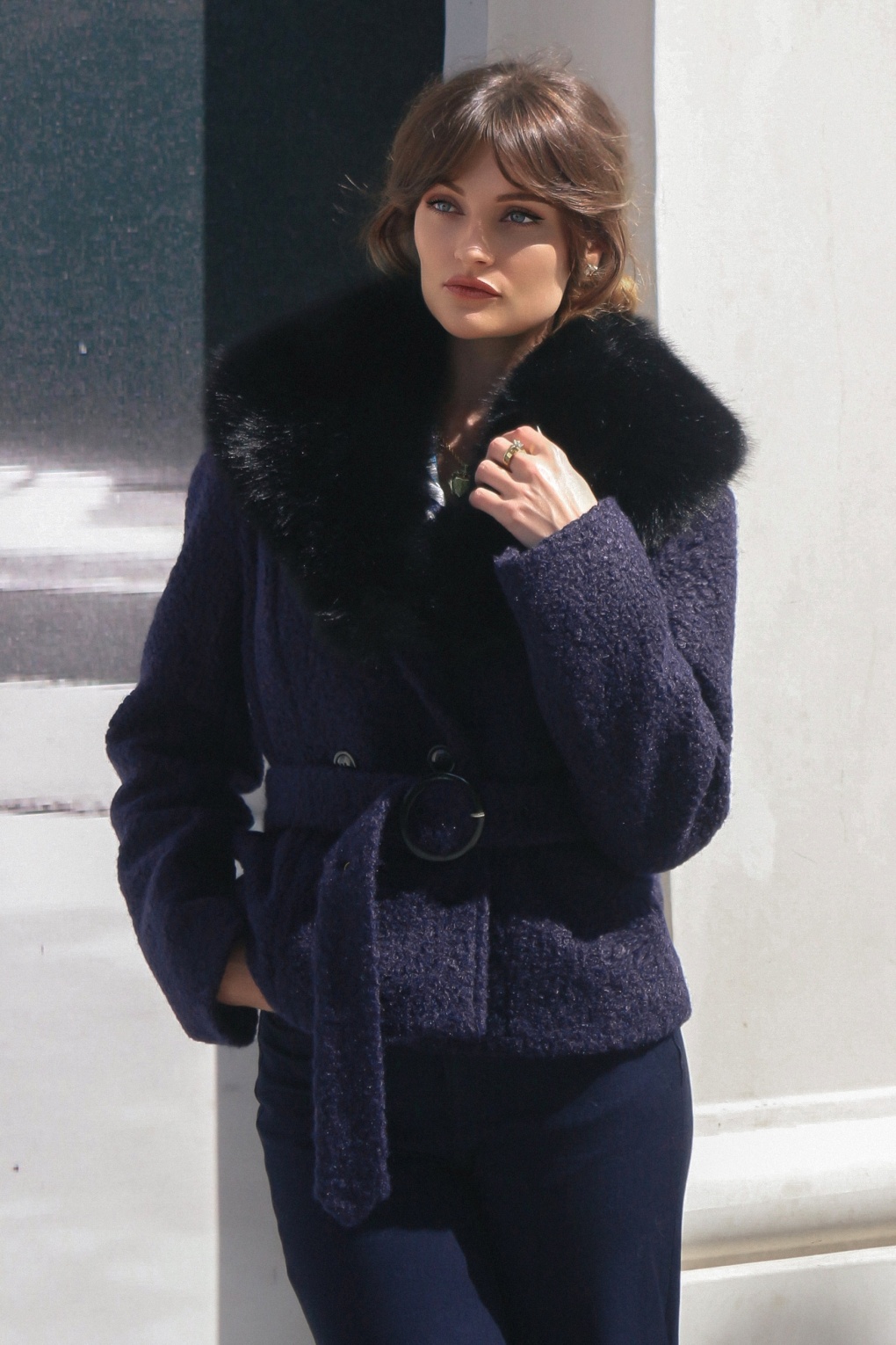 Topvintage exklusiv ~ Taylor Cropped Mantel in Marineblau