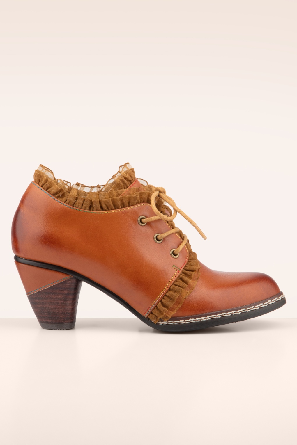 Johana Stiefeletten in Tan.