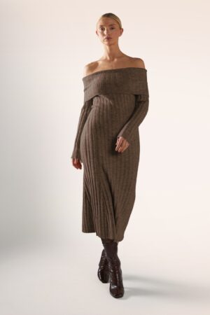 Bardot Midi-Strickkleid in Dunkelbraun