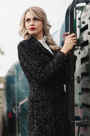 Midnight Icon Blazerkleid in Schwarz