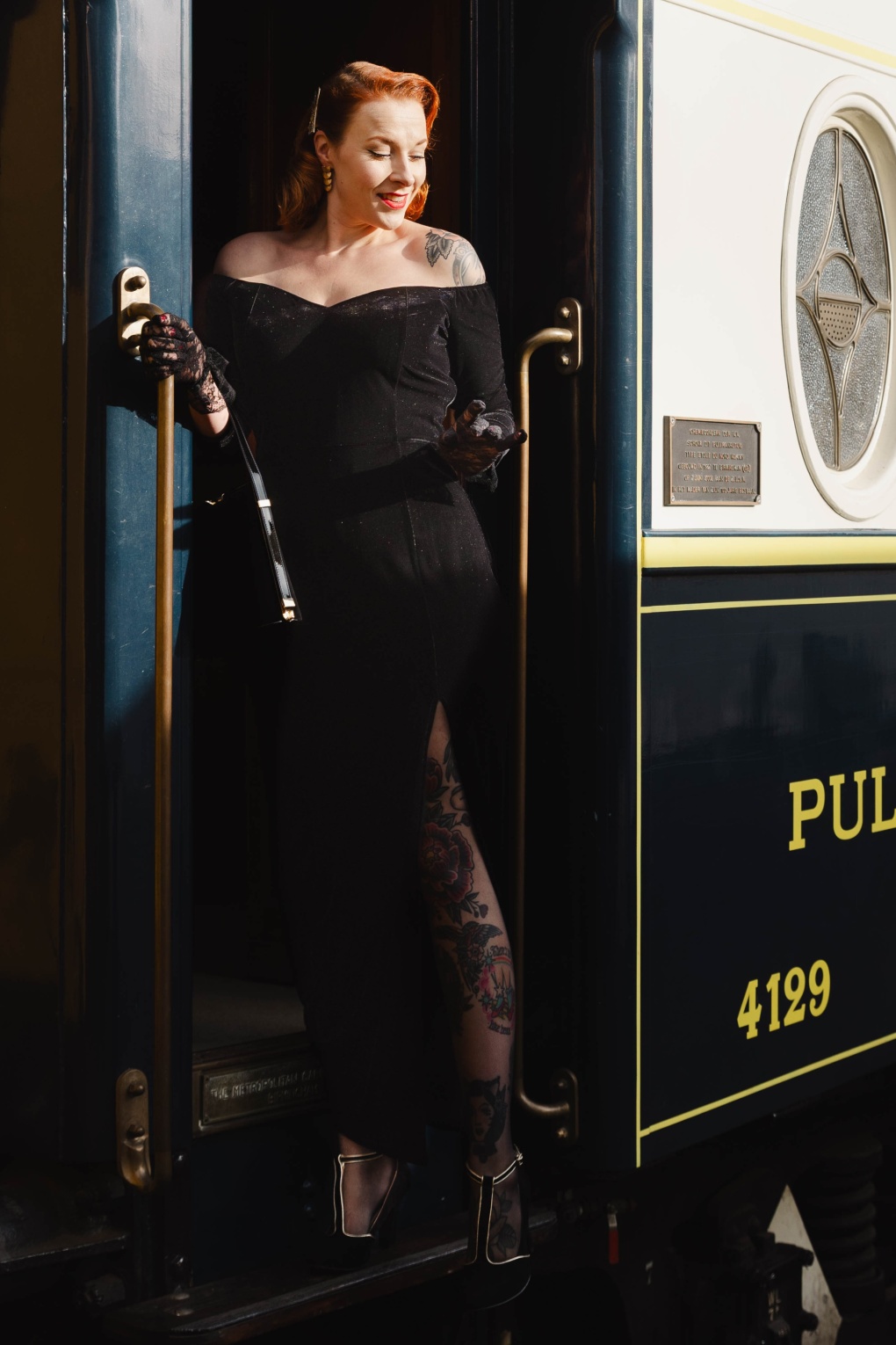 Velvet Desire Maxikleid in Schwarz