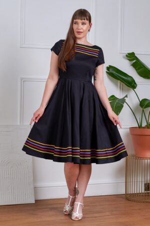 Carmen Swingkleid in Schwarz