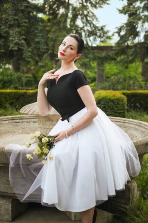 Grace Lee Swing Kleid in Schwarz und Weiß
