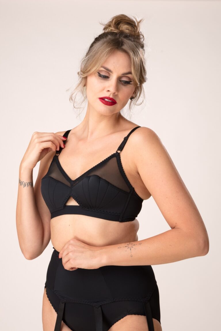 Liz Nouveau Retro BH in Schwarz