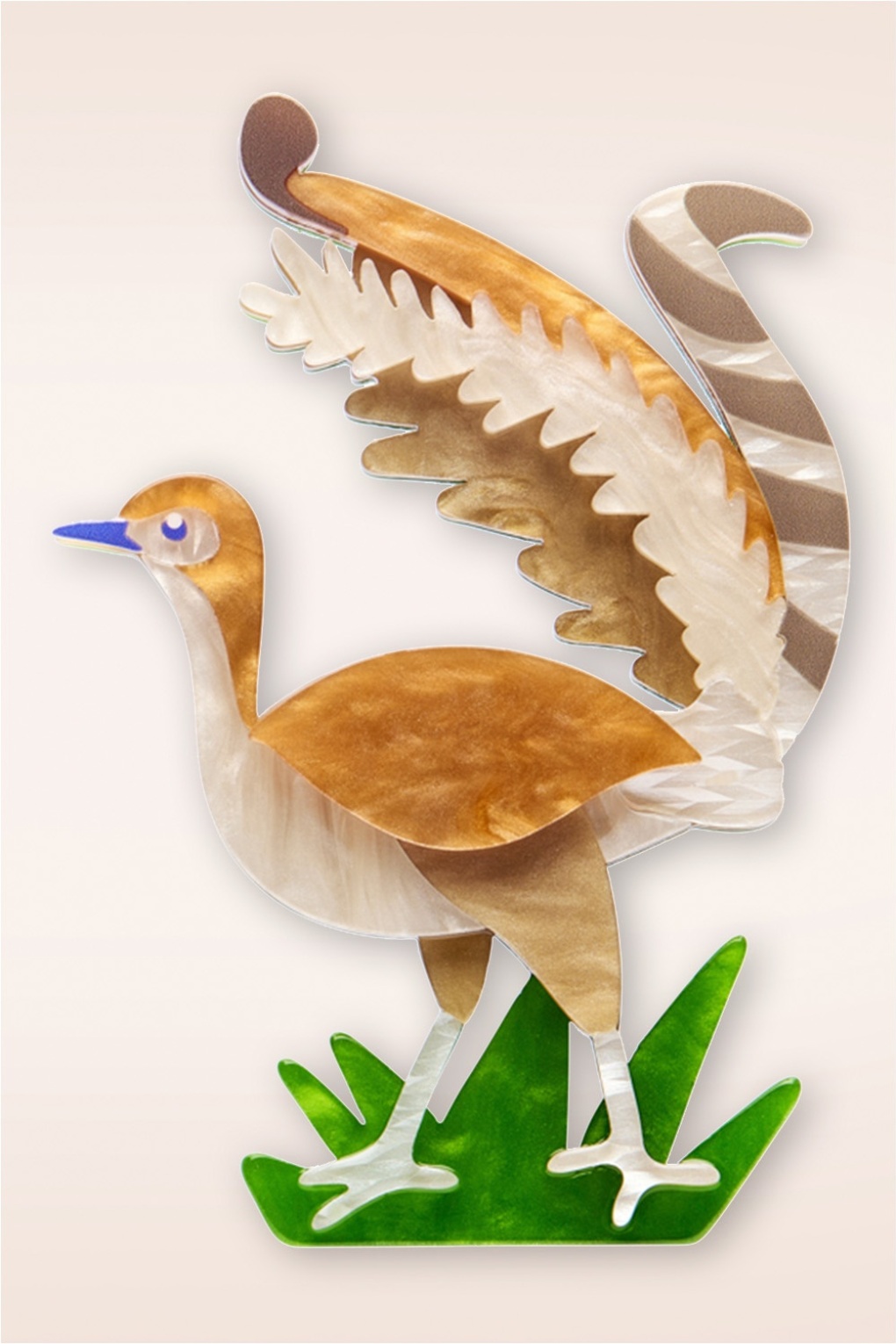 Lottie The Lyrebird Brosche