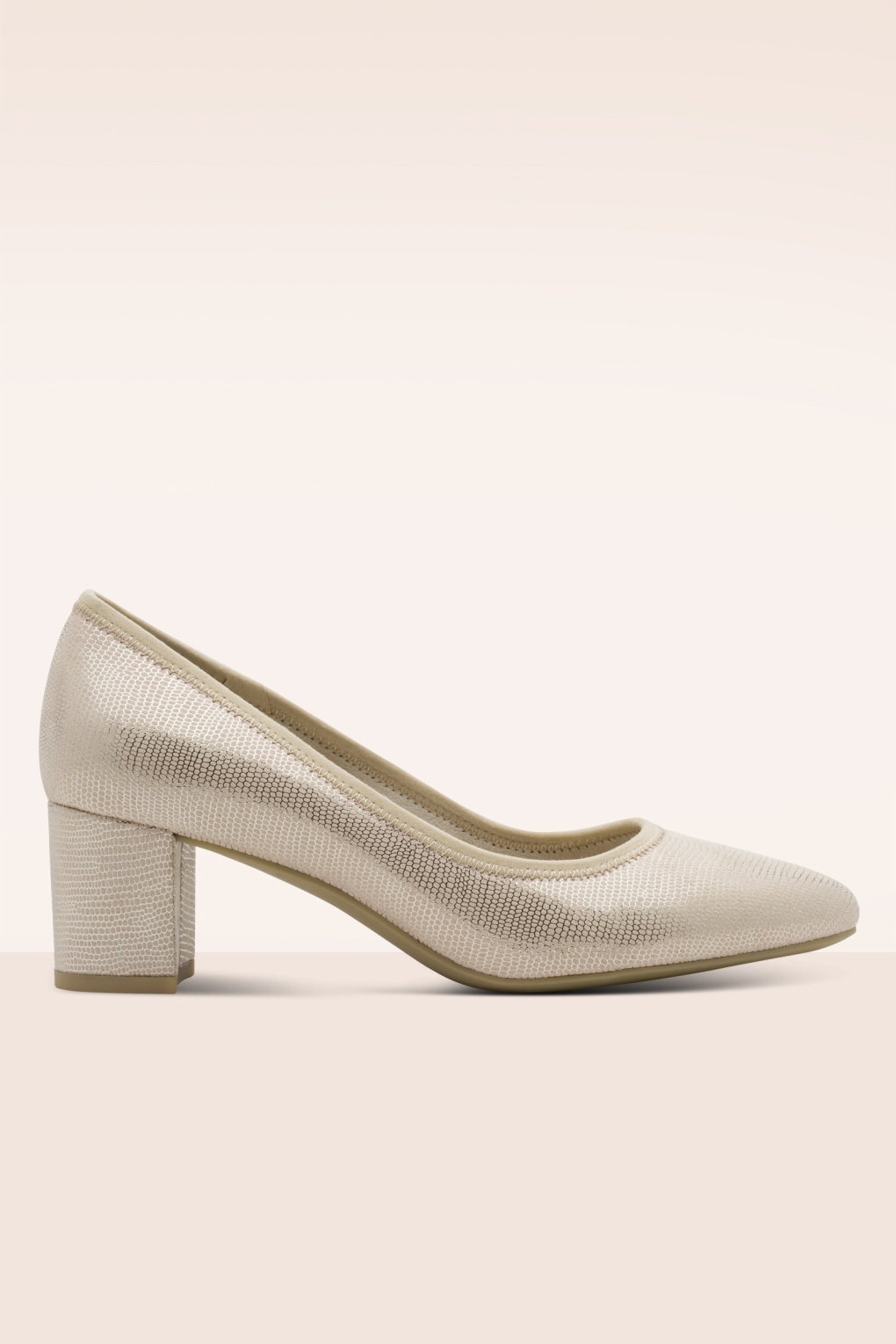 Luma Lightstep Vegan Pumps in Beige Metallic
