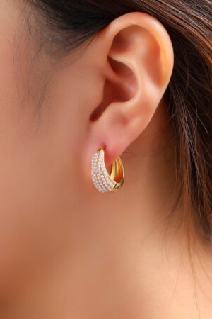 Pearly Drop Hoop Ohrringe in Gold