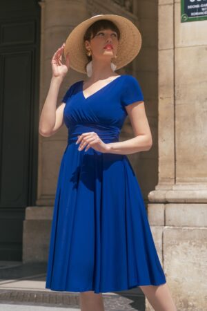 Alessandra Swing-Kleid in Königsblau.