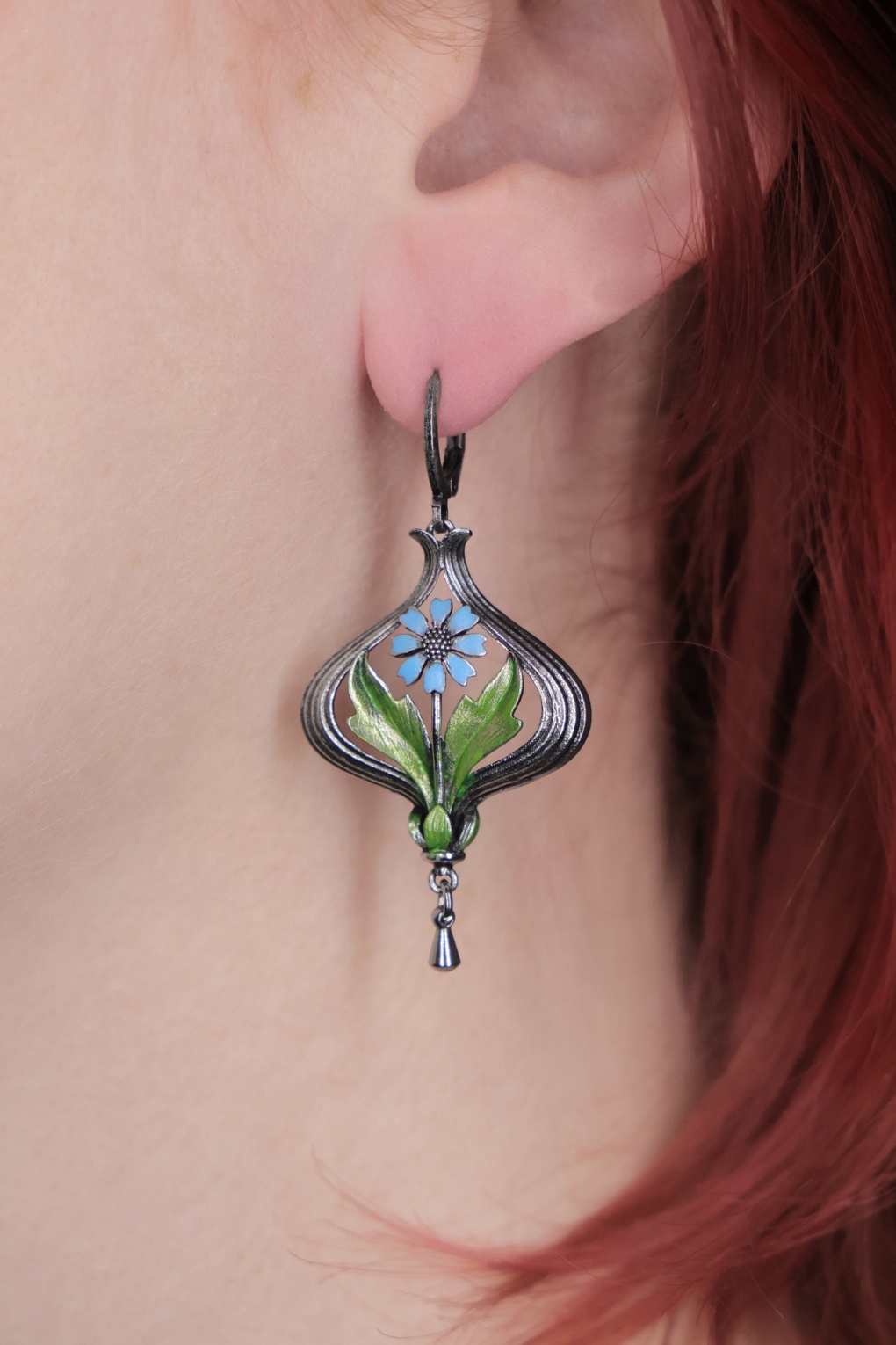 Arabella Ohrringe in Hellblau und Silber