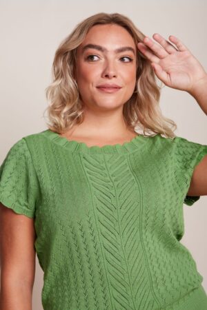 Audrey Rocky Ajour Top in Jade Grun