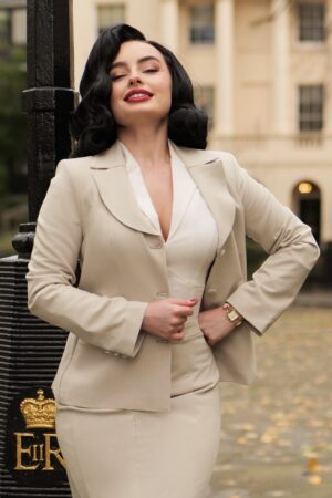 Exklusiv bei Topvintage ~ The Paris Blazer in Sand