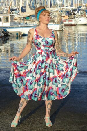 Flava Lee Hibiscus Swing Kleid in Weiß und Multi