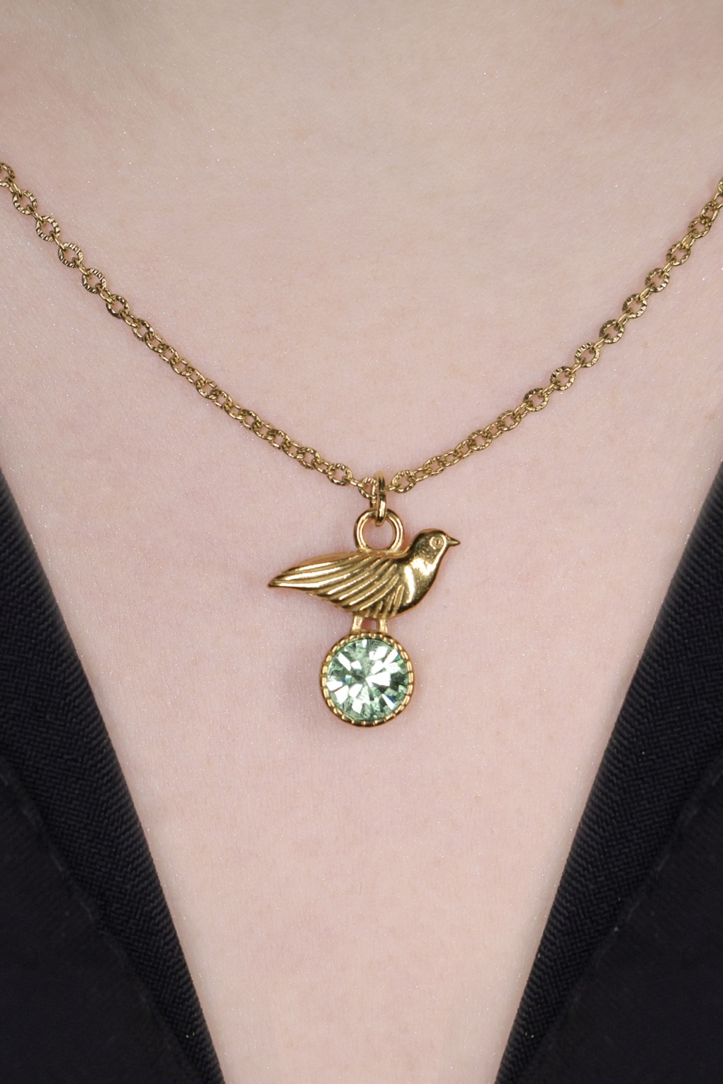 Merle Kette in Ozean