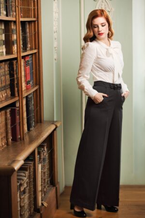 Hidden Away Hose in Schwarz