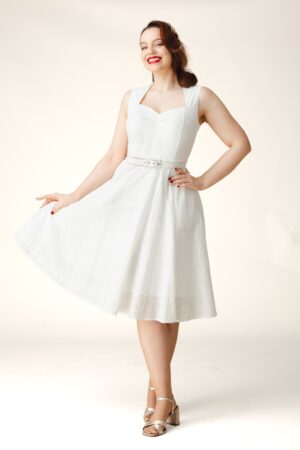 Exklusiv bei Topvintage ~ Gabriella Broderie Anglaise Swingkleid in Weiß
